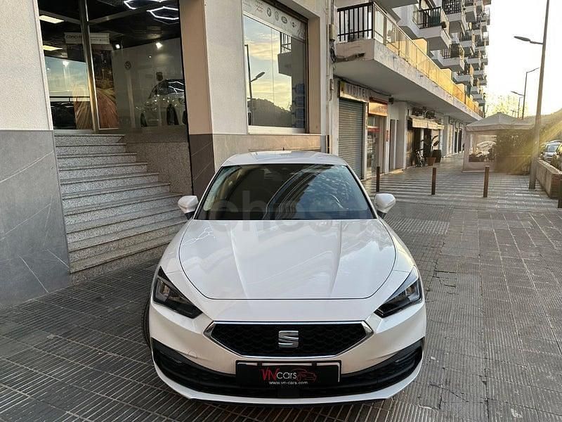 Usado Seat Leon Style 115 CV (84 kW) 2021 Blanco Berlina