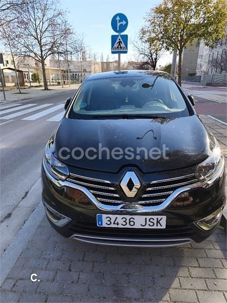 Usado Renault Espace Initiale 160 CV (117 kW) 2016 Negro Monovolumen