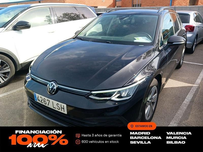 Negro Usado 2021 VW Golf VIII Life Familiar | 17.450 € (Precio justo) - Imagen 1/4