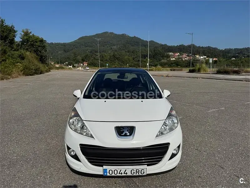 Usado Peugeot 207 Sport 90 CV (66 kW) 2009 Blanco Berlina