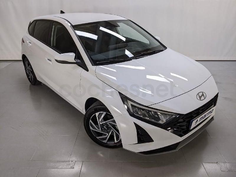 Nuevo Hyundai i20 100 CV (73 kW) 2025 Blanco Utilitario
