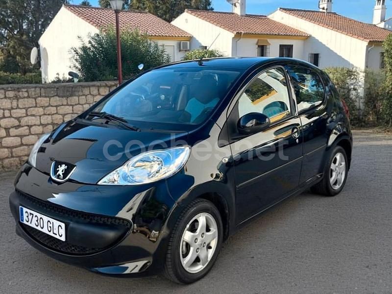 Negro Usado 2009 Peugeot 107 Utilitario | 5500 € - Imagen 1/4
