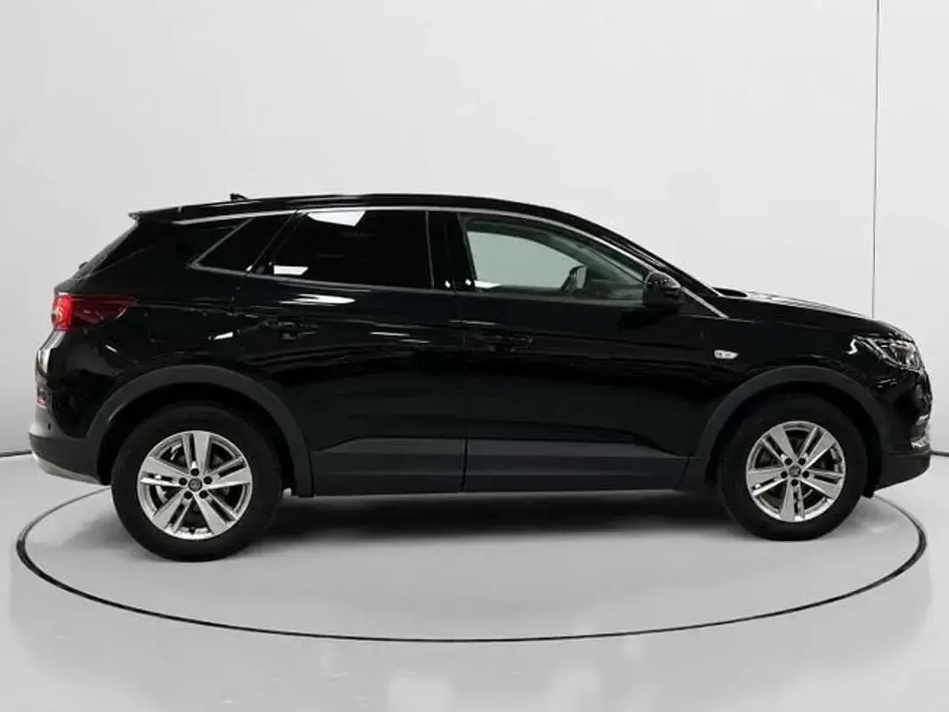 Usado Opel Grandland X Selective 131 CV (96 kW) 2020 Negro SUV