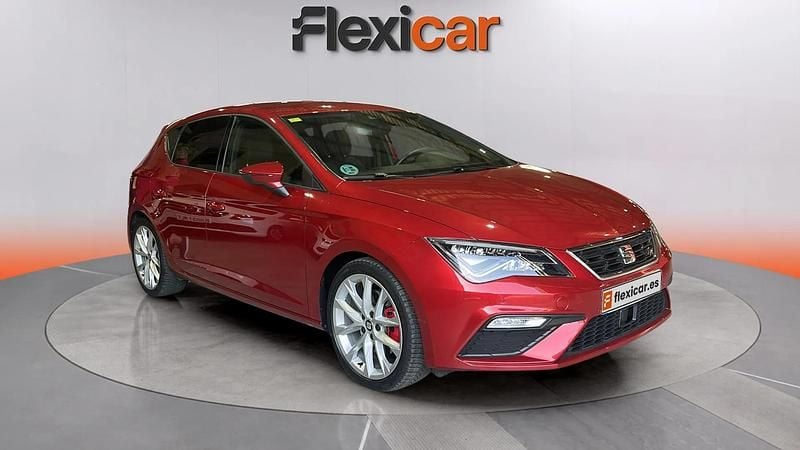 Rojo Usado 2018 Seat Leon FR Utilitario | 19.190 € (Un poco caro) - Imagen 1/4
