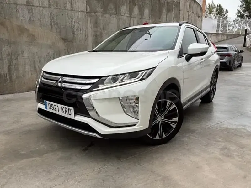 Usado Mitsubishi Eclipse Cross 163 CV (119 kW) 2018 Blanco SUV