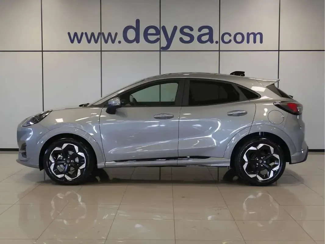 Usado Ford Puma ST-Line X 125 CV (91 kW) 2026 Plateado SUV