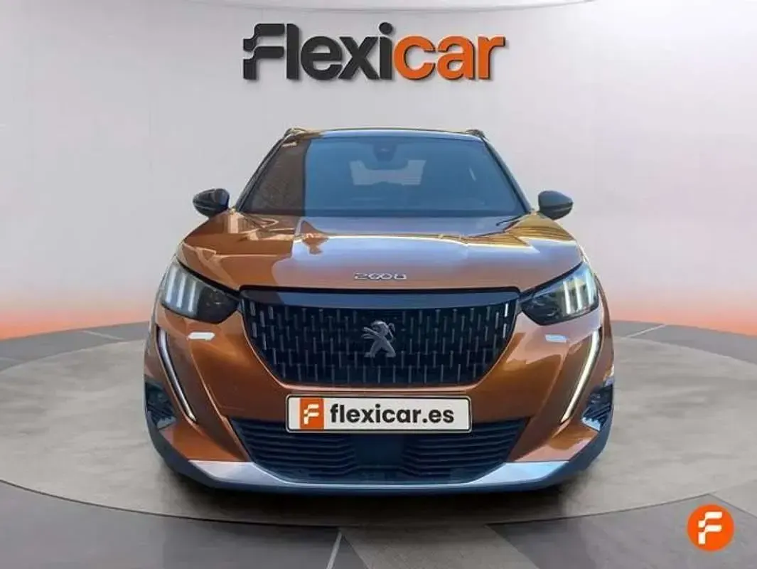 Usado Peugeot 2008 GTi 131 CV (96 kW) 2021 Naranja SUV
