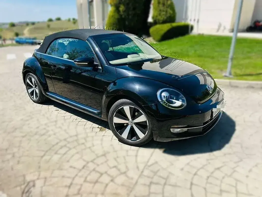 Usado VW Beetle Sport 140 CV (102 kW) 2013 Negro Utilitario