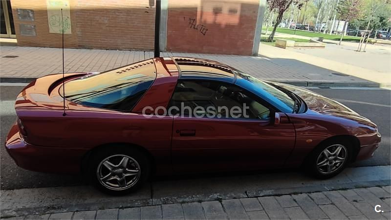 Usado Chevrolet Camaro 193 CV (141 kW) 1998 Rojo Coupe