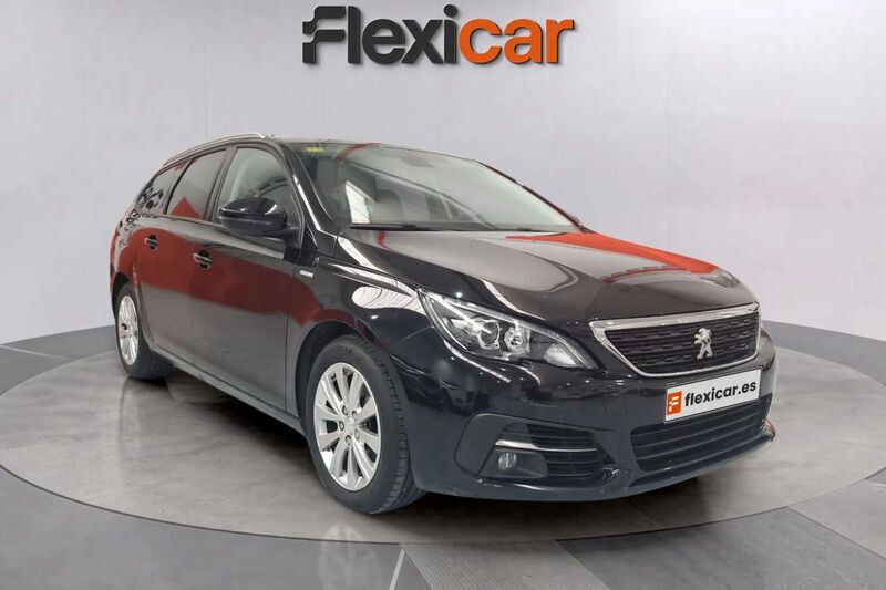 Negro Usado 2020 Peugeot 308 Access Familiar | 9490 € (Buen precio) - Imagen 1/4