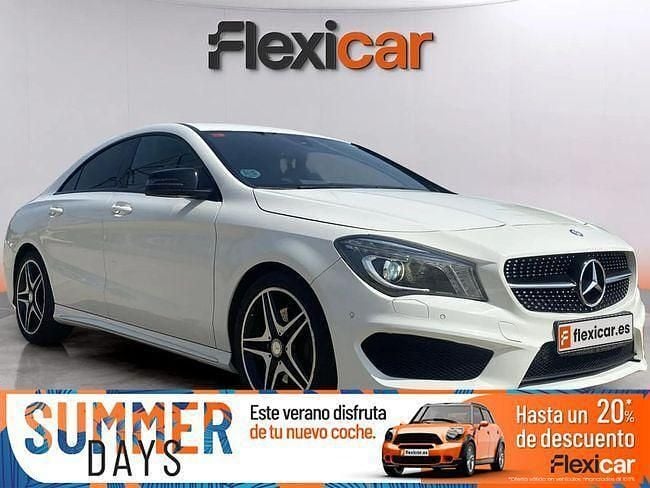 Blanco Usado 2016 Mercedes CLA220 AMG line Berlina | 21.490 € (Un poco caro) - Imagen 1/4