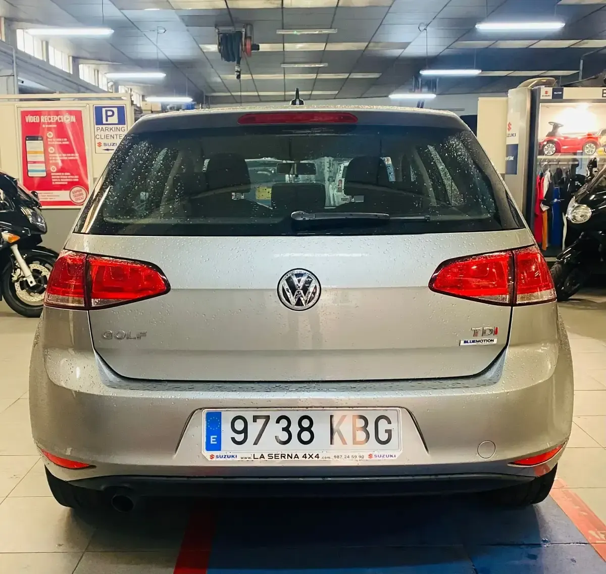 Usado VW Golf VII Advance 115 CV (84 kW) 2017 Gris