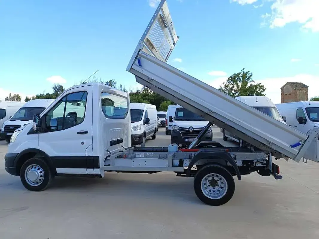 Usado Ford Transit Trend 170 CV (125 kW) 2022 Blanco Van