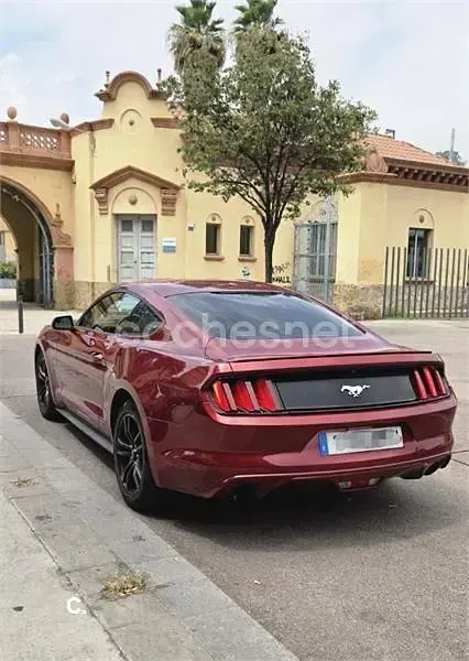 Usado Ford Mustang 314 CV (230 kW) 2015 Granate Coupe