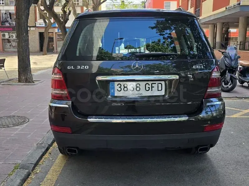 Usado Mercedes GL320 224 CV (164 kW) 2008 Negro SUV