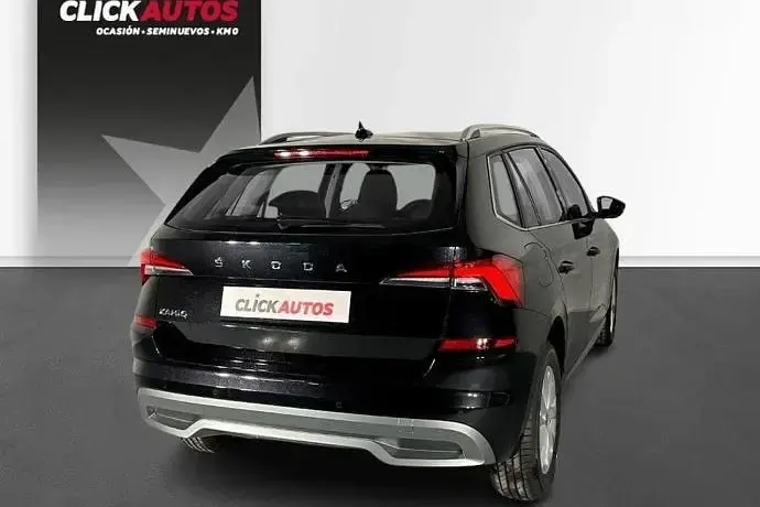 Usado Skoda Kamiq Ambition 95 CV (69 kW) 2023 SUV
