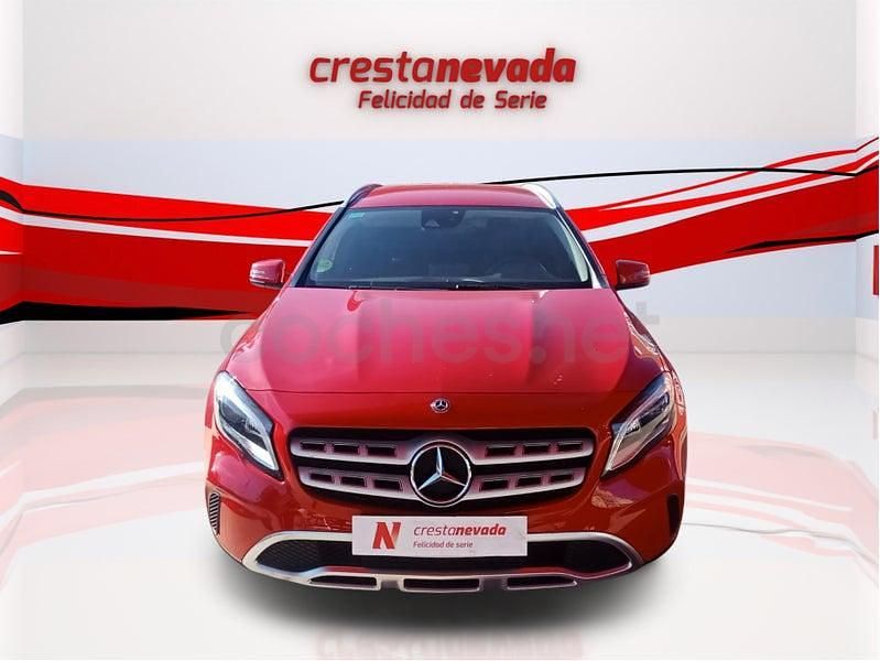 Usado Mercedes GLA200 136 HP (100 kW) 2018 Vermelho SUV