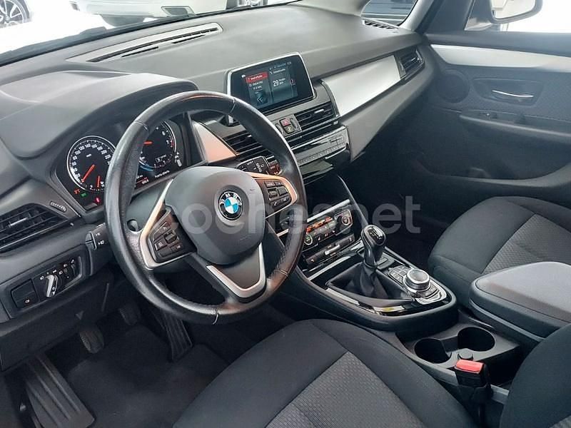 Usado BMW 218 140 CV (102 kW) 2018 Negro Familiar