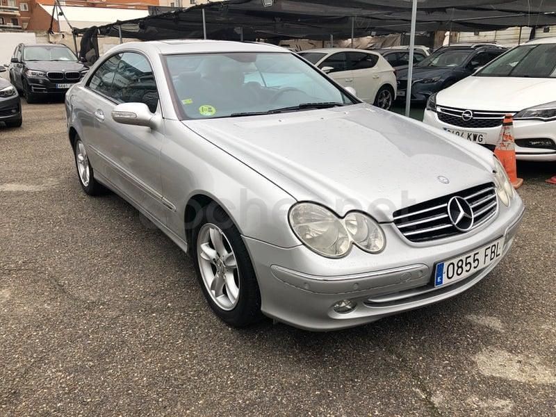 Usado Mercedes CLK200 Avantgarde 163 CV (119 kW) 2004 Gris / plata Coupe