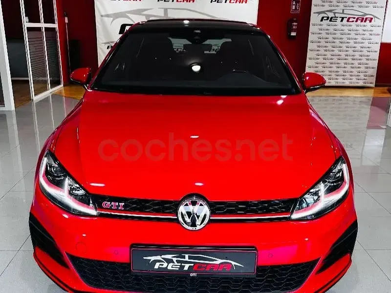 Usado VW Golf VII GTI 245 CV (180 kW) 2019 Rojo Berlina