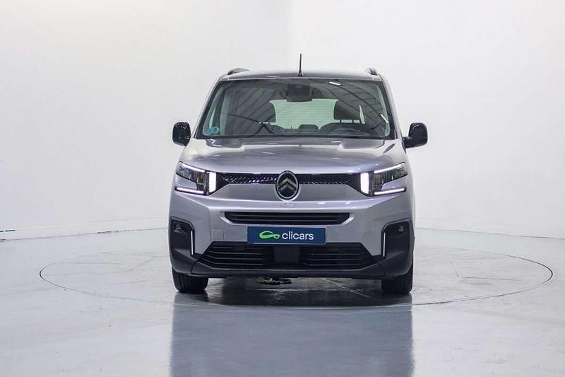 Usado Citroën Berlingo 102 CV (75 kW) 2024 Plateado Monovolumen