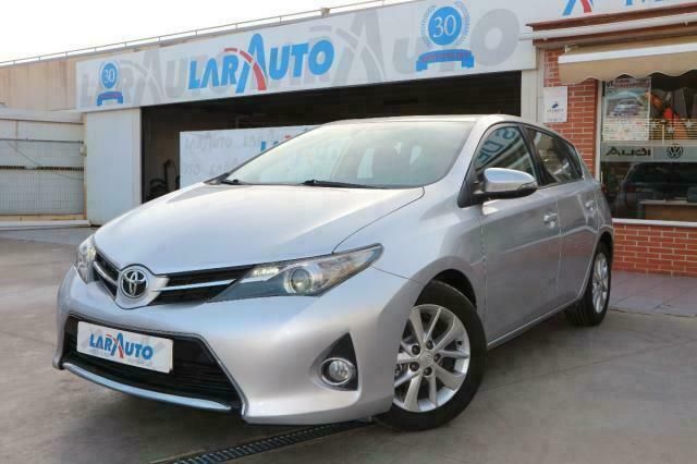 Usado 2013 Toyota Auris Utilitario | 9900 € - Imagen 1/4