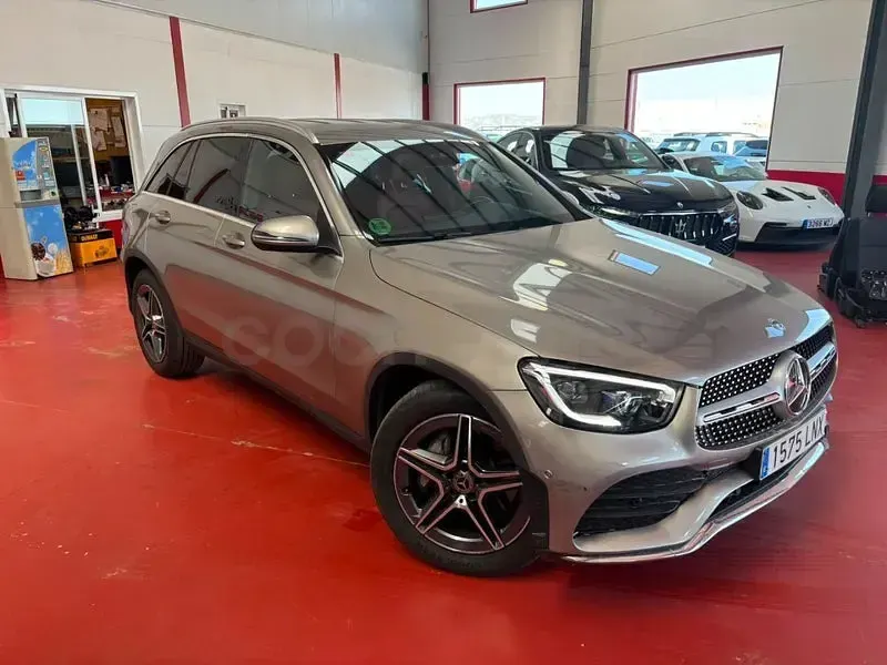 Usado Mercedes GLC200 163 CV (119 kW) 2021 Beige SUV