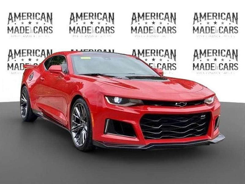 Usado Chevrolet Camaro ZL1 650 CV (478 kW) 2023 Rojo Coupe