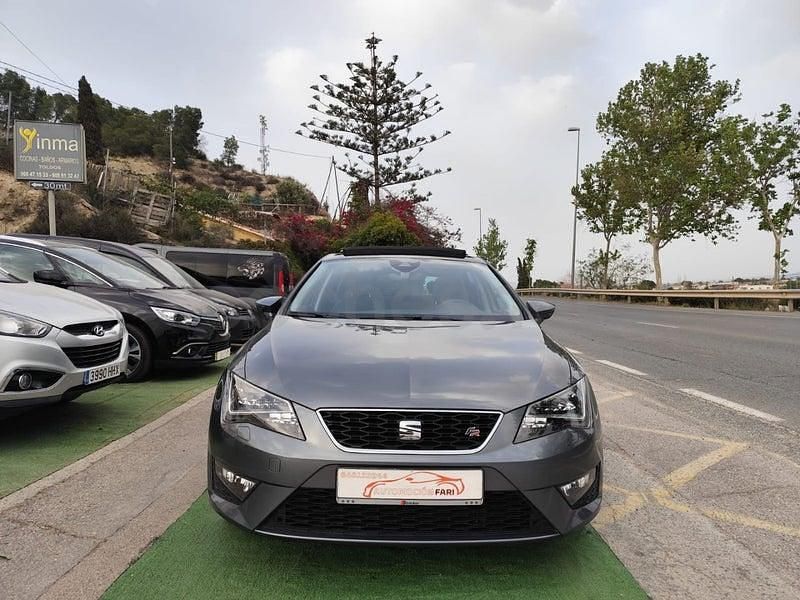Usado Seat Leon FR 184 CV (135 kW) 2016 Gris / plata Berlina