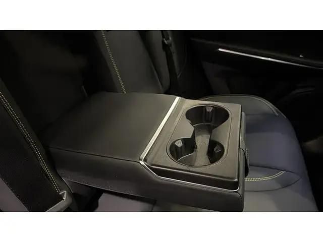 Usado Lynk & Co 01 276 CV (202 kW) 2025 Negro SUV