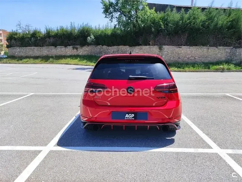 Usado VW Golf VII GTI 290 CV (213 kW) 2019 Rojo Berlina