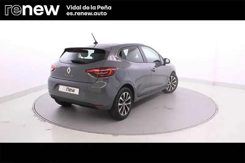 Usado Renault Clio V Intens 91 CV (66 kW) 2022 Gris Berlina
