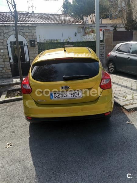 Usado Ford Focus Titanium 115 CV (84 kW) 2011 Verde Berlina