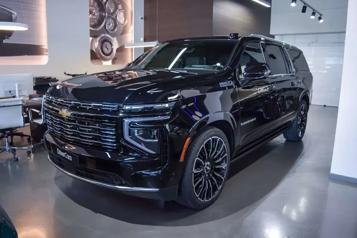 Nuevo Chevrolet Suburban 2026 Negro SUV