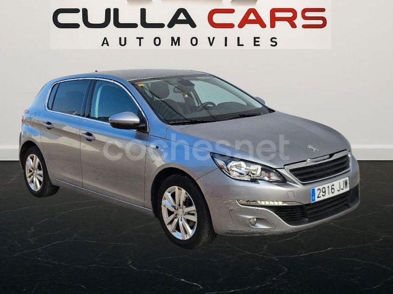 Gris / plata Usado 2015 Peugeot 308 Style Berlina | 7499 € (Precio justo) - Imagen 1/4