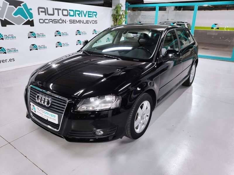 Negro Usado 2010 Audi A3 Sportback Ambition Utilitario | 9200 € (Precio justo) - Imagen 1/4