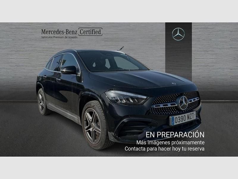 Usado Mercedes GLA250 AMG line 218 CV (160 kW) 2025 Negro SUV