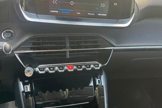 Usado Peugeot 208 Allure 102 CV (75 kW) 2019 Gris Utilitario