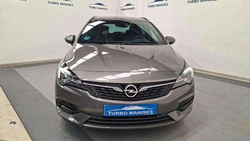 Usado Opel Astra Ultimate 145 CV (106 kW) 2021 Gris Familiar