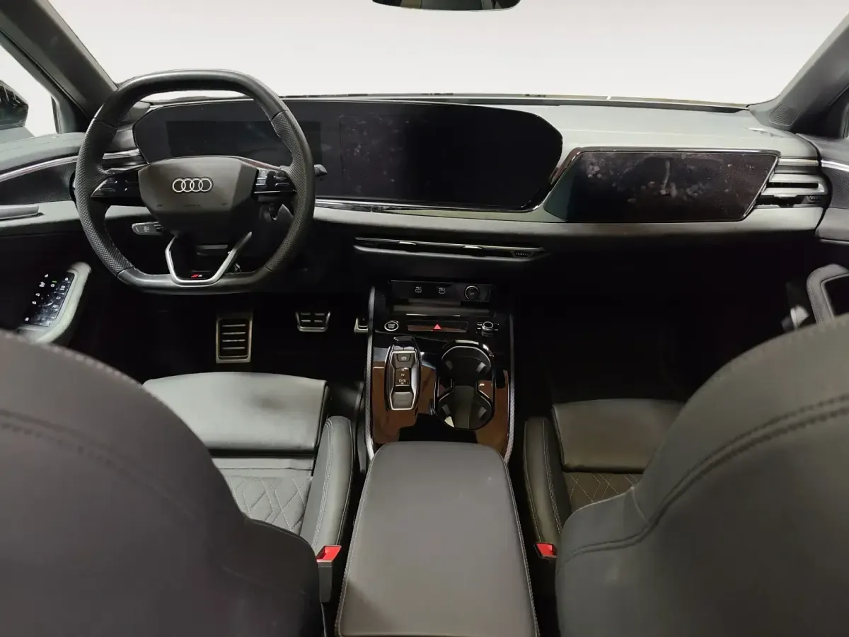 Usado Audi A5 204 CV (150 kW) 2025 Blanco