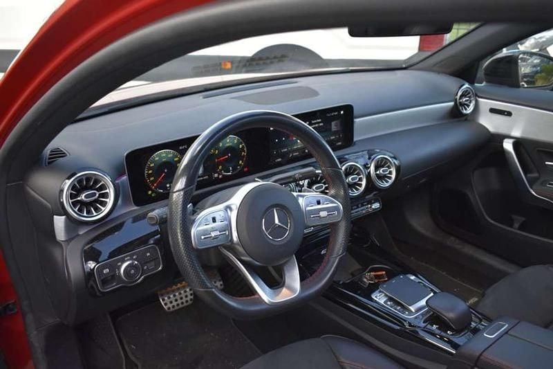 Usado Mercedes A35 AMG AMG 306 CV (225 kW) 2019 Rojo Utilitario