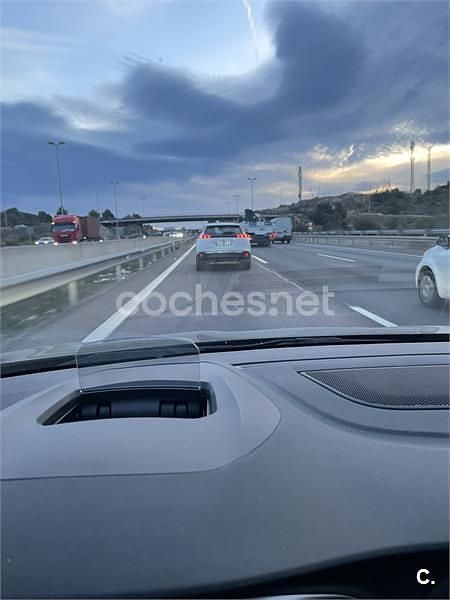 Usado Renault Mégane GrandTour Techno 140 CV (102 kW) 2022 Negro Familiar