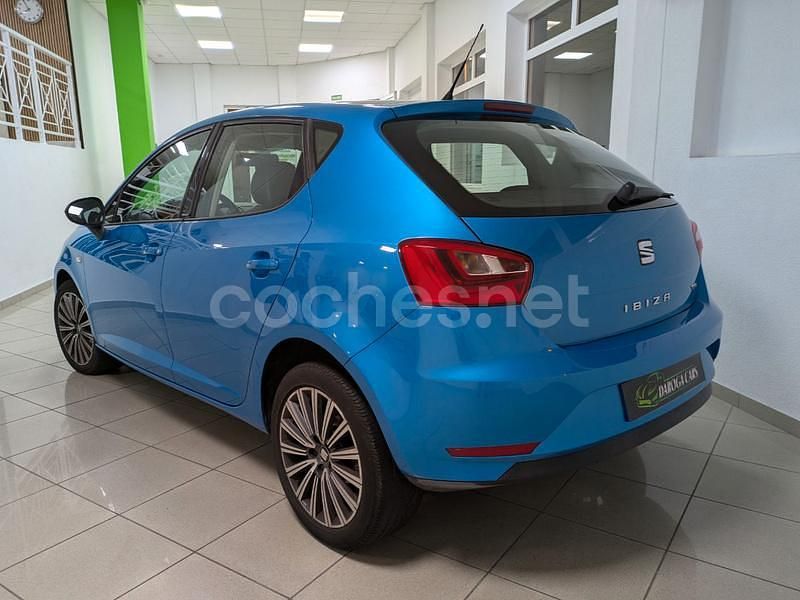Usado Seat Ibiza CONNECT 90 CV (66 kW) 2016 Azul Berlina