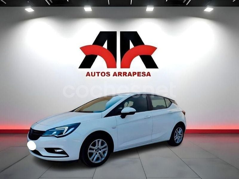 Blanco Usado 2016 Opel Astra Business Utilitario | 8900 € (Precio justo) - Imagen 1/4