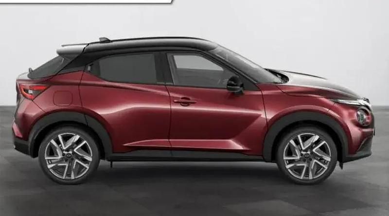 Usado Nissan Juke 143 CV (105 kW) 2025 Burgundy (metalizado) techo mi SUV