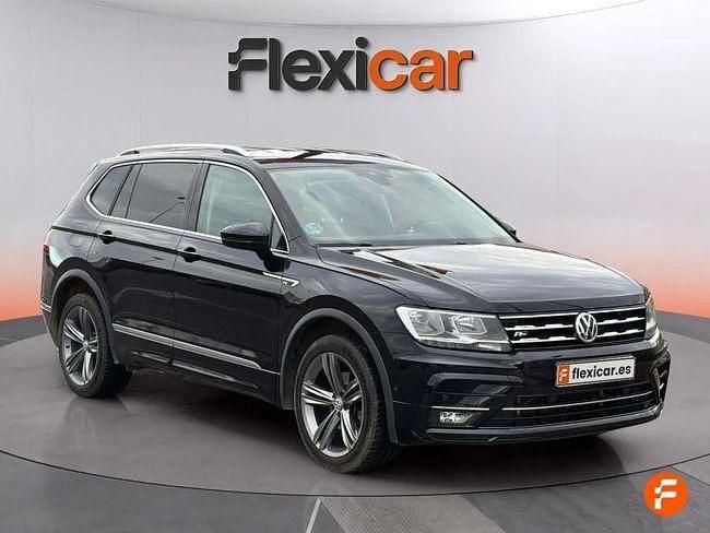 Usado VW Tiguan R-line 150 CV (110 kW) 2021 Negro SUV