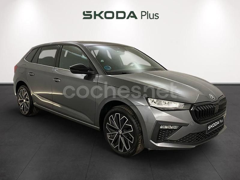 Gris / plateado Usado 2024 Skoda Scala Utilitario | 20.500 € (Precio justo) - Imagen 1/4