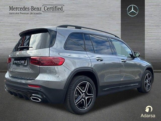 Usado Mercedes GLB220 190 CV (139 kW) 2024 Gris montaña SUV