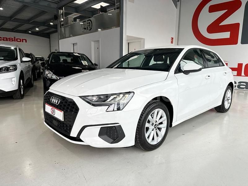 Usado Audi A3 110 CV (80 kW) 2021 Blanco Berlina
