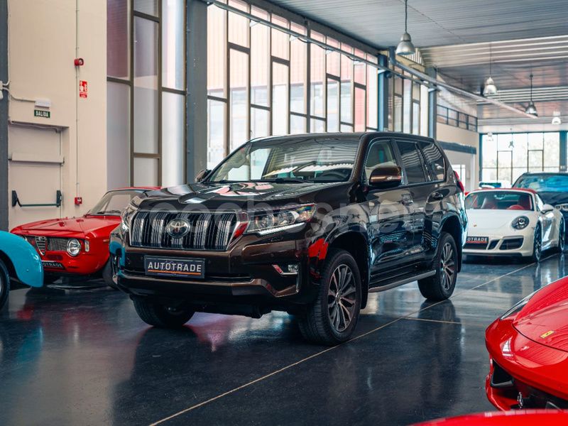 Marrón Usado 2018 Toyota Land Cruiser Limited SUV | 59.000 € - Imagen 1/4